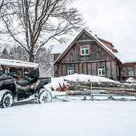 Timber sled: (timber trailer on skis)